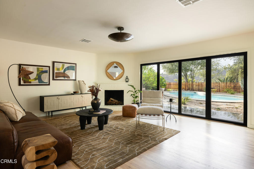 4369 El Prieto Road Property Photo 2
