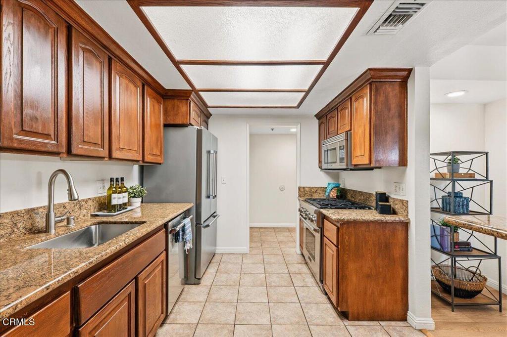 1000 E California Boulevard 105 Property Photo 12