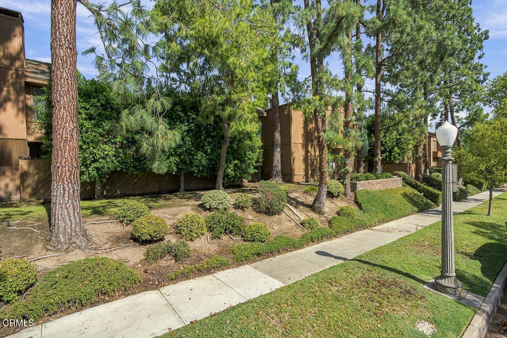 121 Arlington Drive 8 Property Photo 28