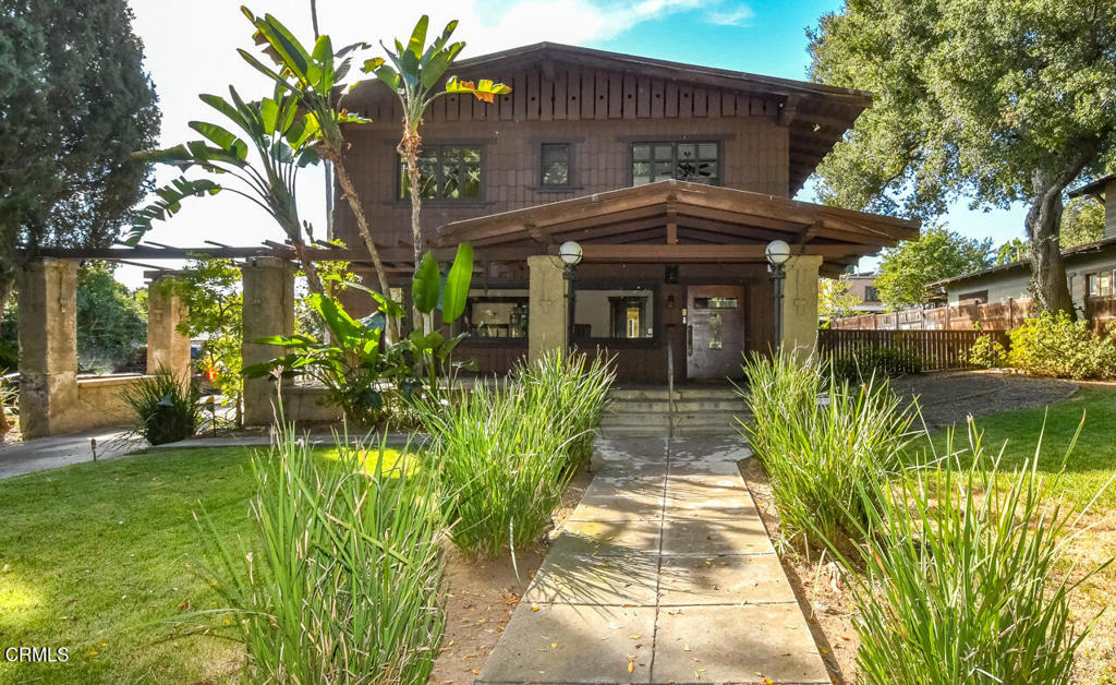 171 S Baldwin Avenue Property Photo 1