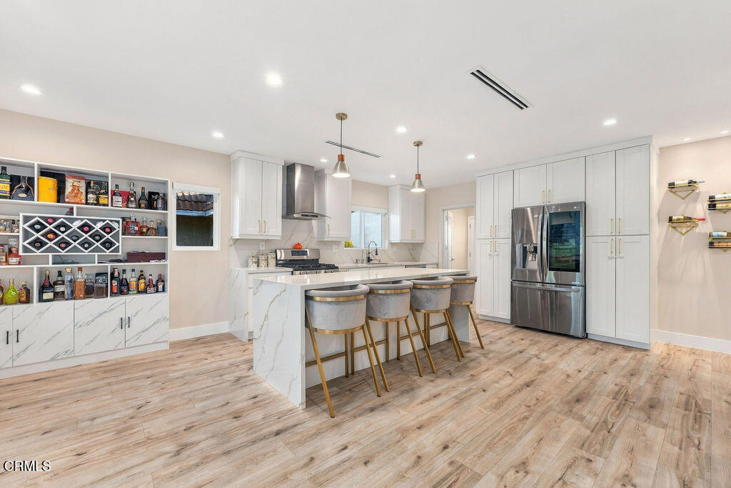 2018 W Kenneth Road Property Photo 12
