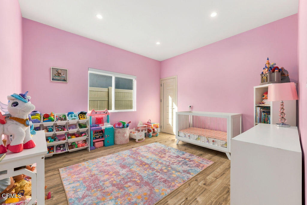 2018 W Kenneth Road Property Photo 21