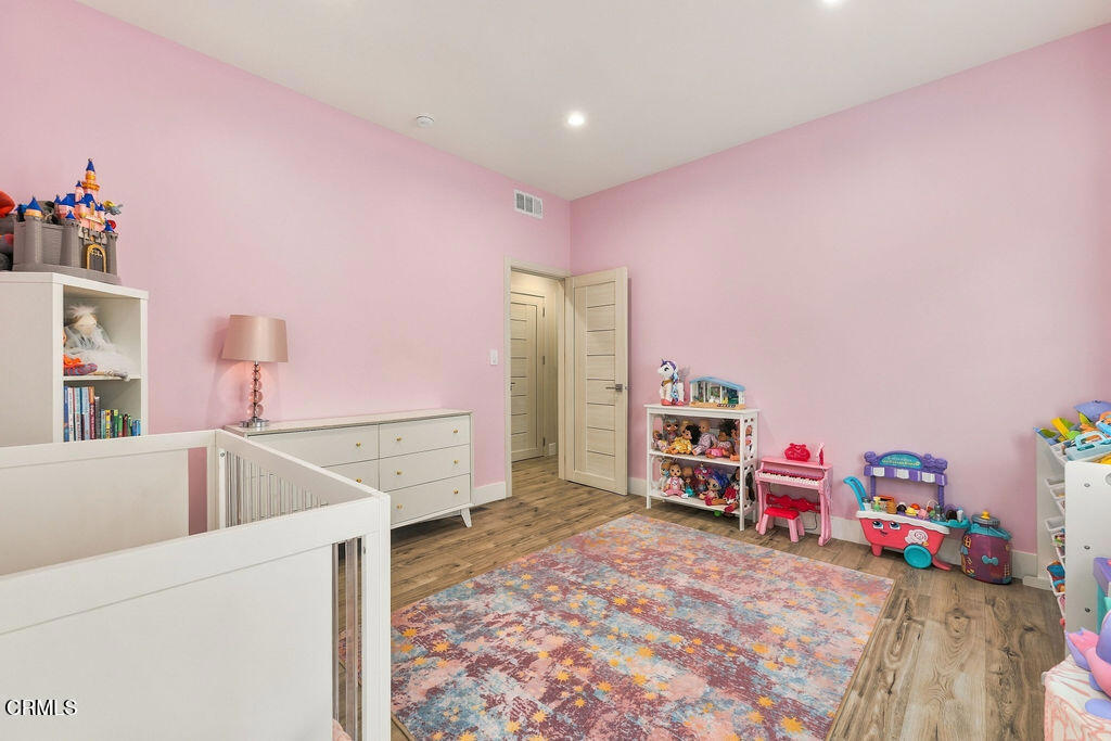 2018 W Kenneth Road Property Photo 22