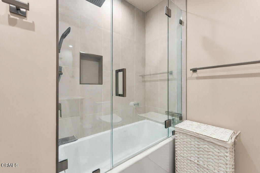 2018 W Kenneth Road Property Photo 24