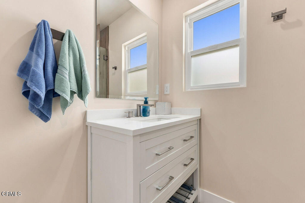 2018 W Kenneth Road Property Photo 29