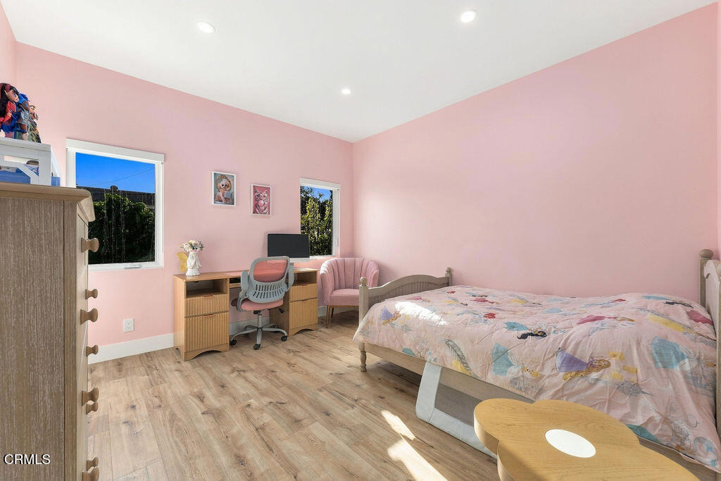 2018 W Kenneth Road Property Photo 32