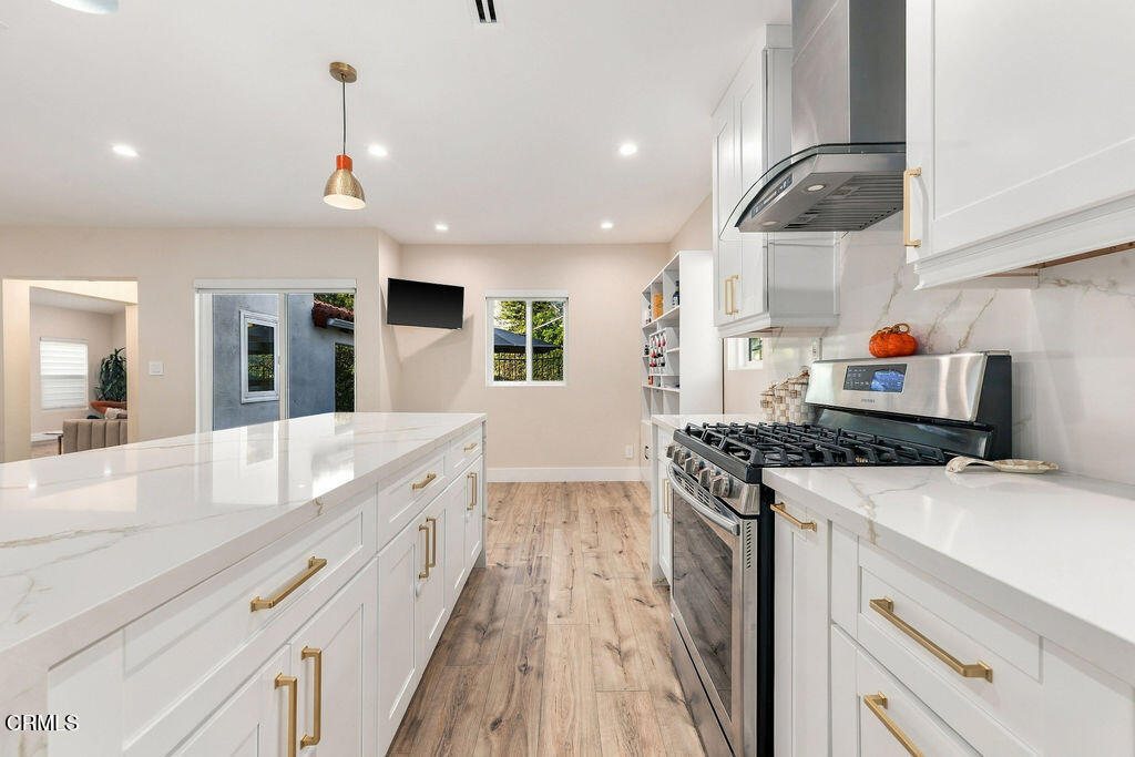 2018 W Kenneth Road Property Photo 36