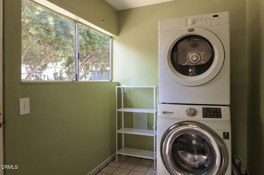 9900 Sunland Boulevard Property Photo 3