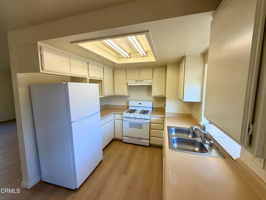 1425 Bank Street E Property Photo 5