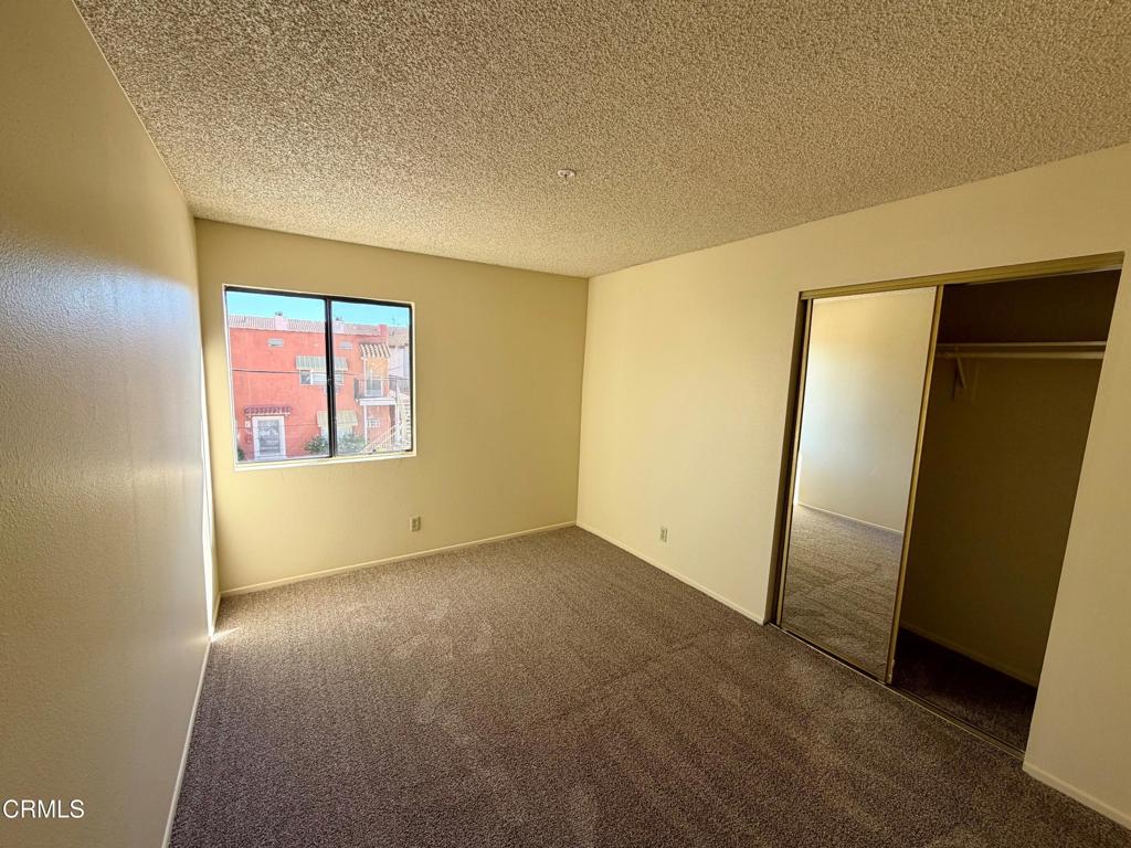 1425 Bank Street E Property Photo 8