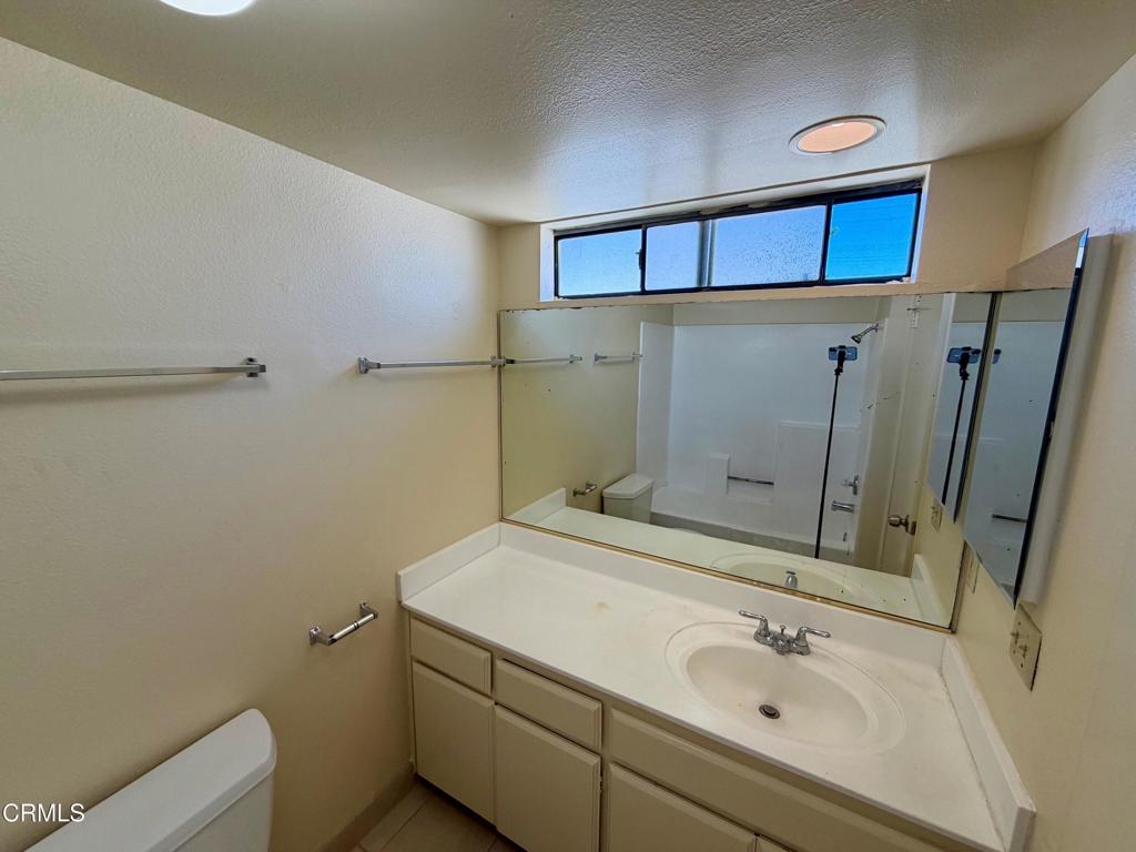 1425 Bank Street E Property Photo 12