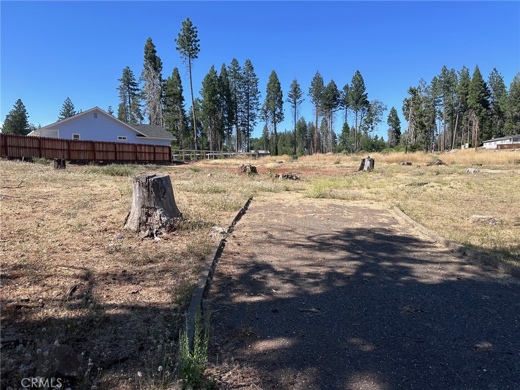 13789 W Park Drive Property Photo 8