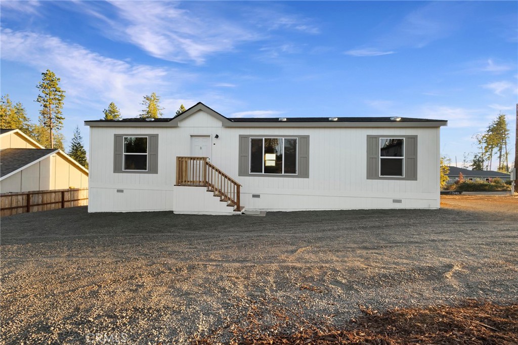 1390 Salisbury Lane Property Photo 3