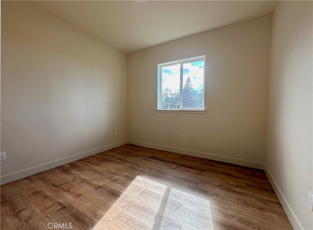5980 Crestmoor Drive Property Photo 19