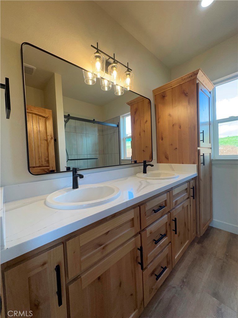 5980 Crestmoor Drive Property Photo 39