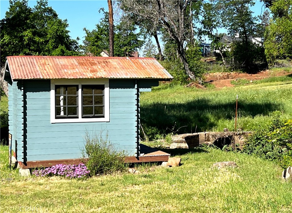 197 Roe Road Property Photo