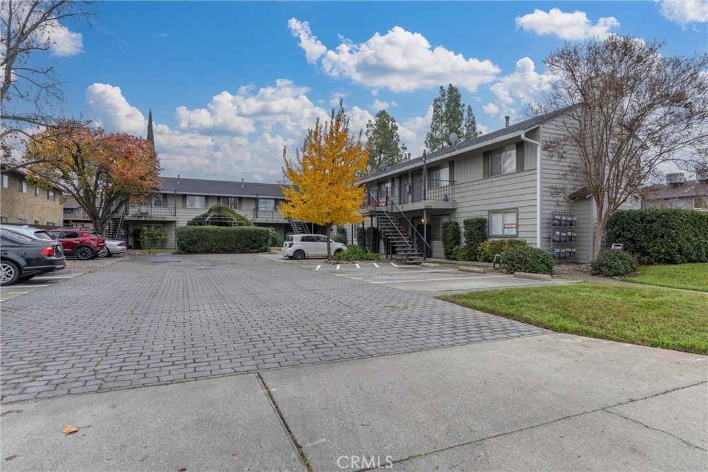 2375 Notre Dame Boulevard 9 Property Photo 2