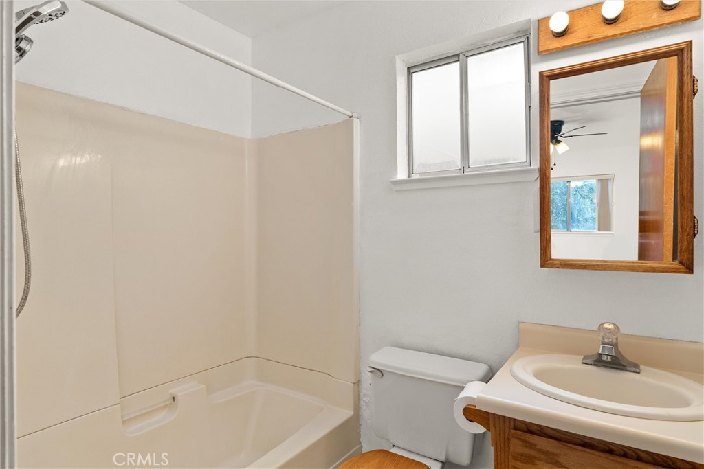 2375 Notre Dame Boulevard 9 Property Photo 18