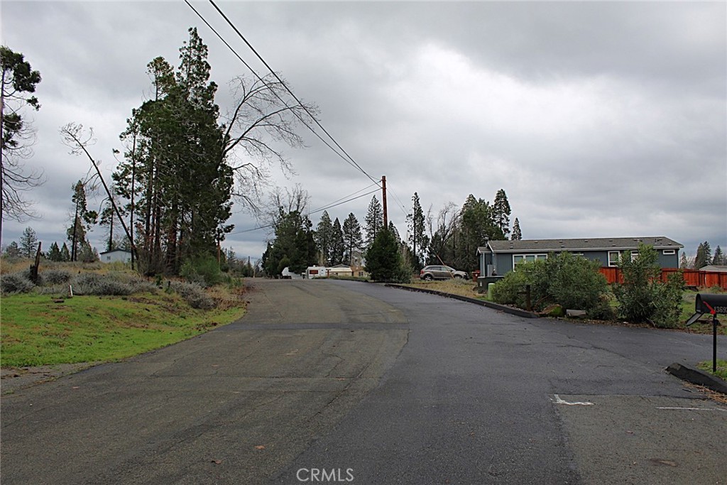 13691 Endicot Property Photo 6