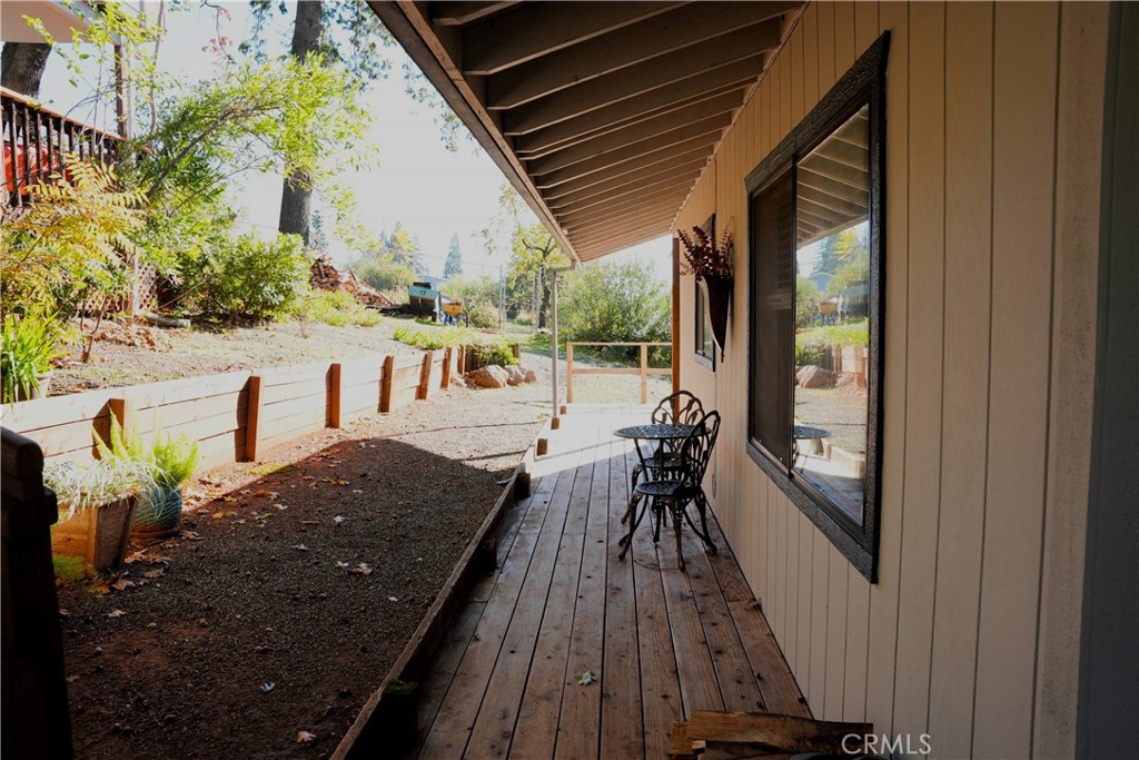 5129 Toyon Property Photo 10