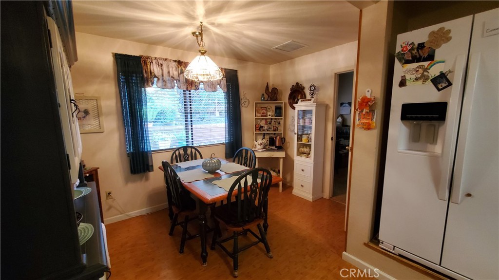 5129 Toyon Property Photo 14