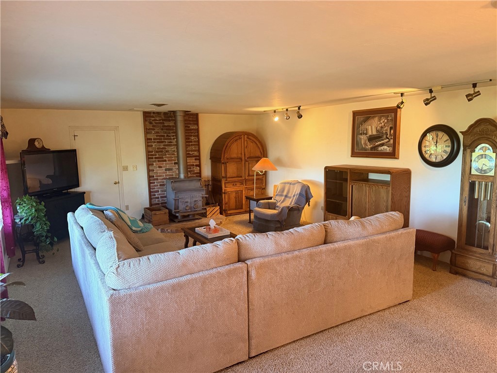 5129 Toyon Property Photo 17