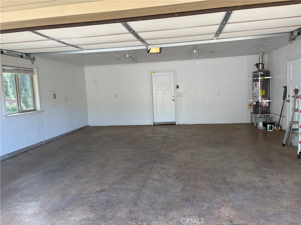 14006 Creston Property Photo 17