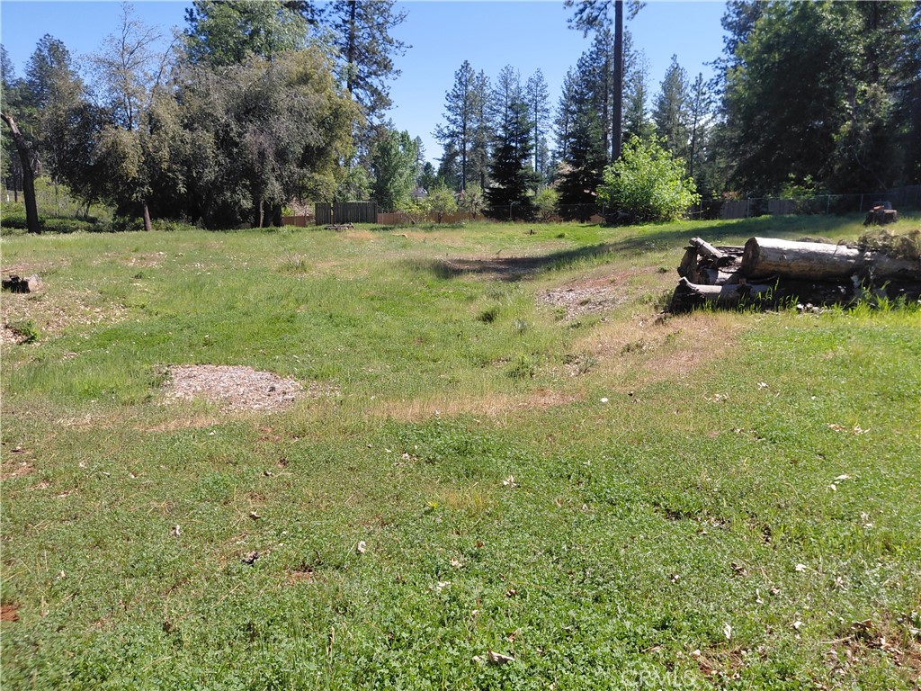 1650 Meadowbrook Property Photo 2
