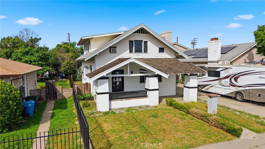 910 G Street Property Photo 2