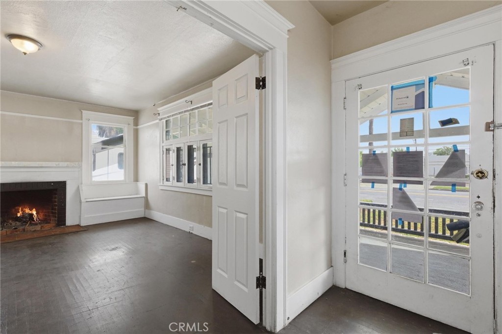 910 G Street Property Photo 8