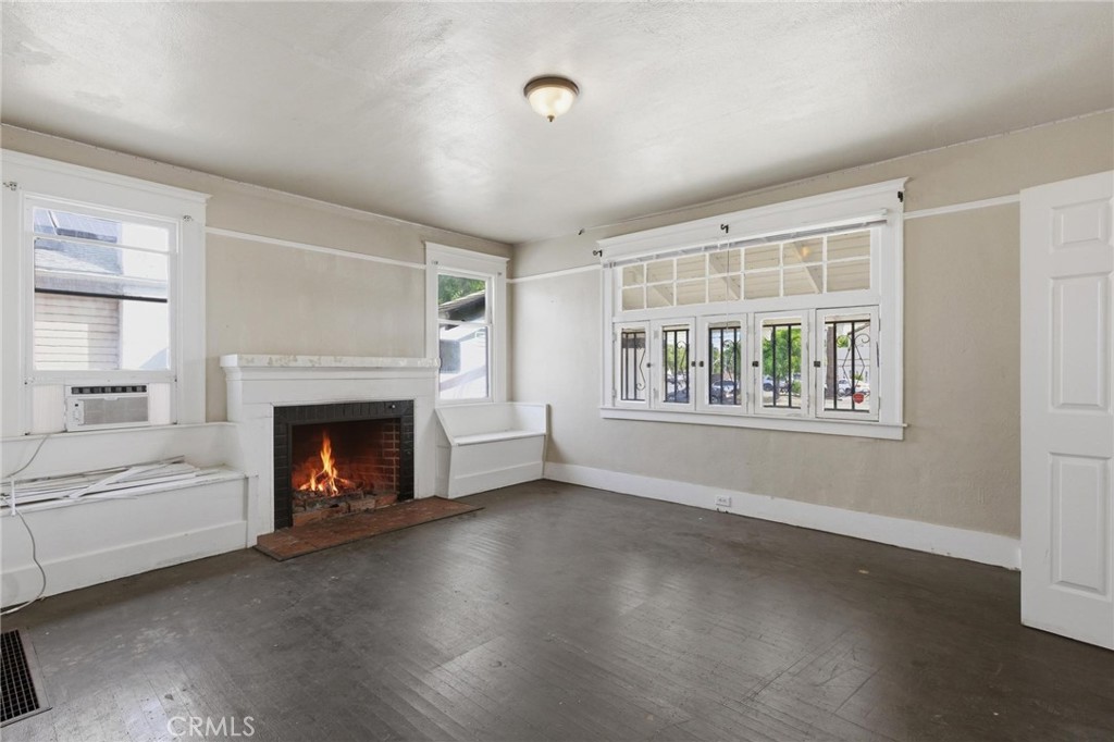910 G Street Property Photo 10