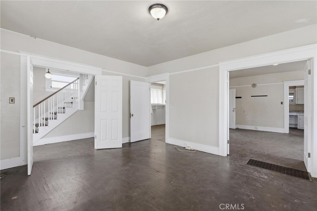 910 G Street Property Photo 11