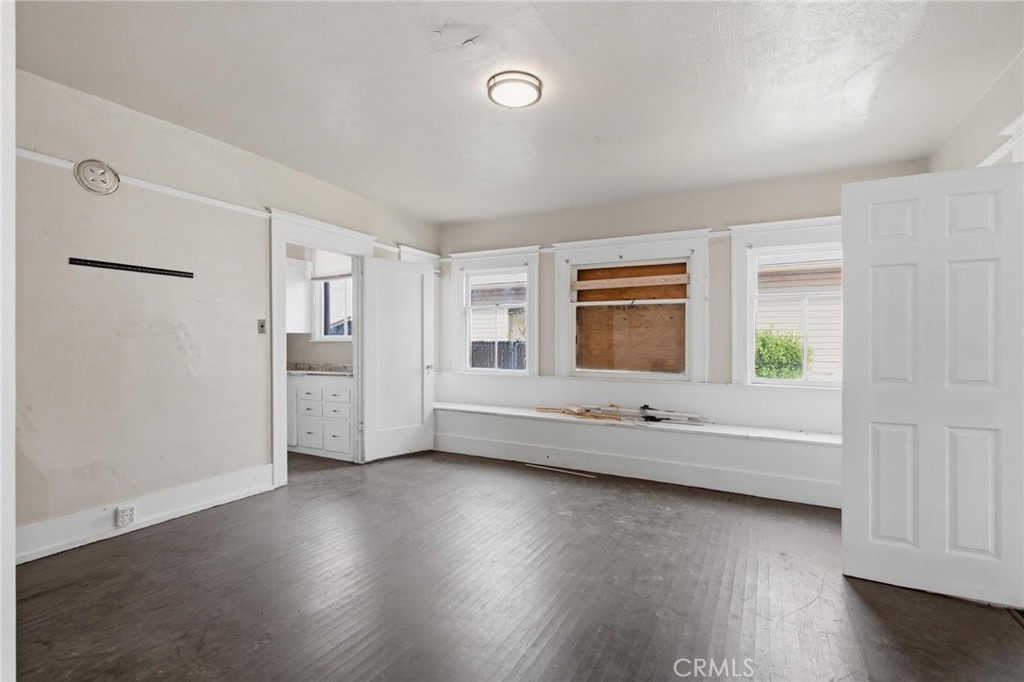 910 G Street Property Photo 17