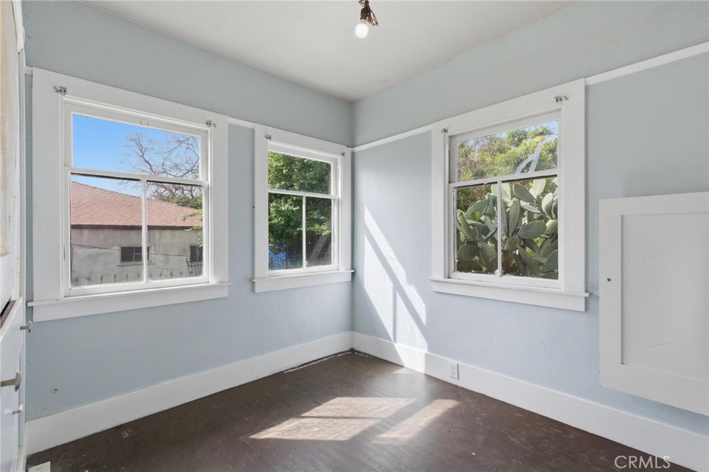 910 G Street Property Photo 20