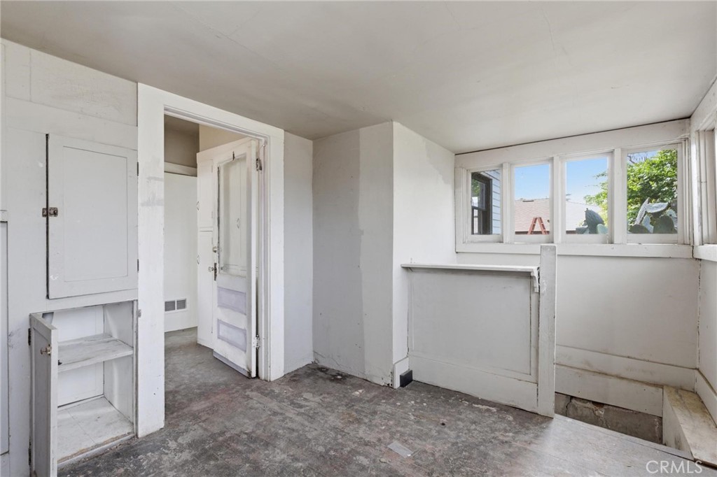 910 G Street Property Photo 25