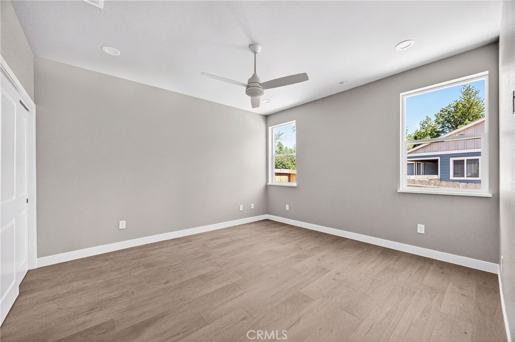 14205 Norwich Property Photo 17