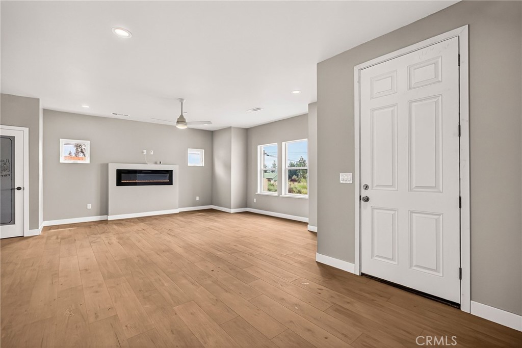 14259 Sherwood Property Photo 9