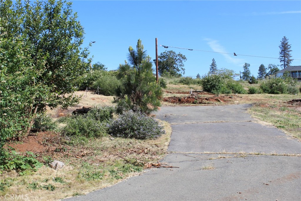 6642 Lincoln Property Photo 4
