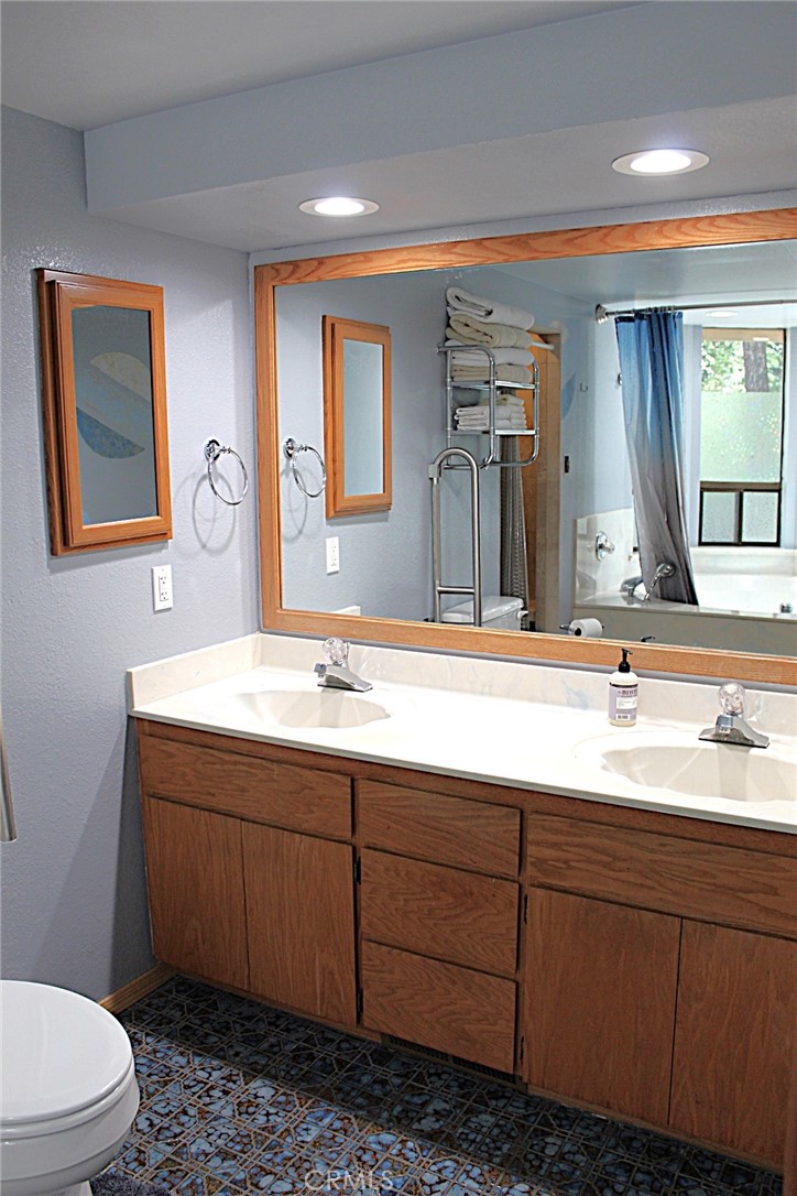 14334 Sinclair Property Photo 16