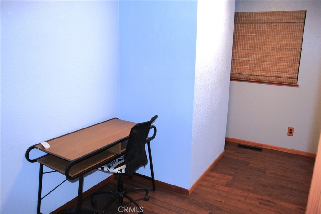 14334 Sinclair Property Photo 19