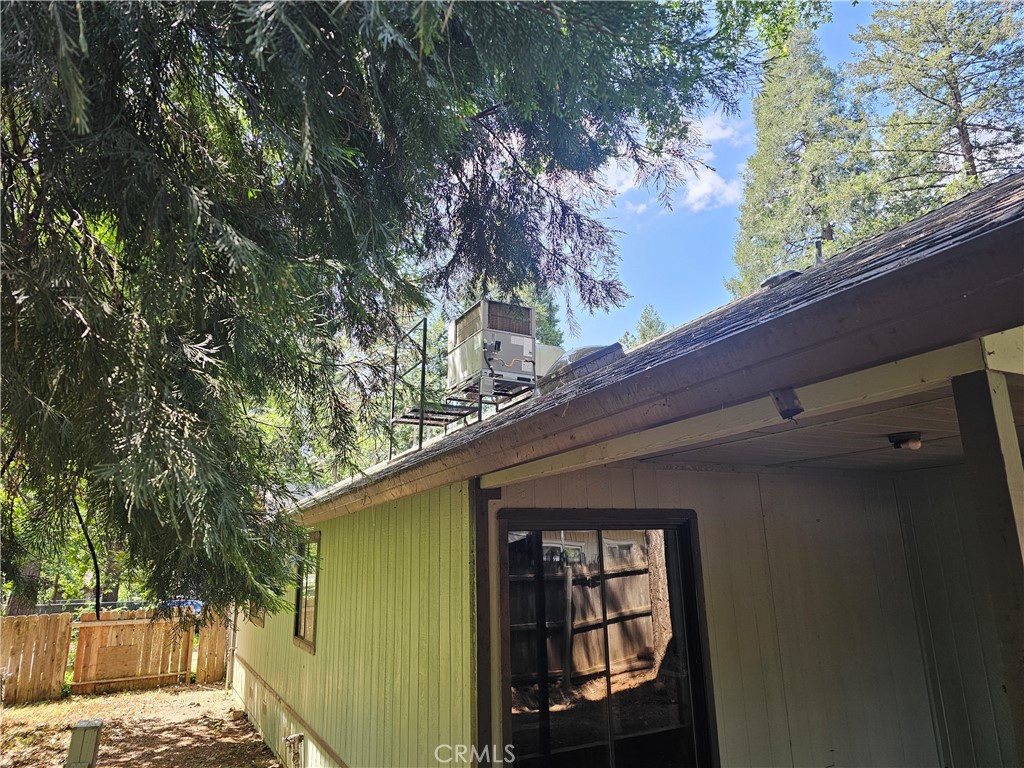 14708 Wood Drive Property Photo 9