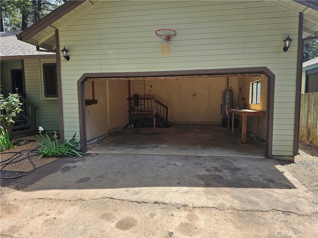14708 Wood Drive Property Photo 11