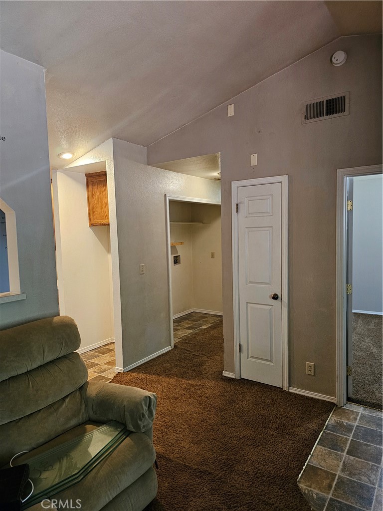 14708 Wood Drive Property Photo 16