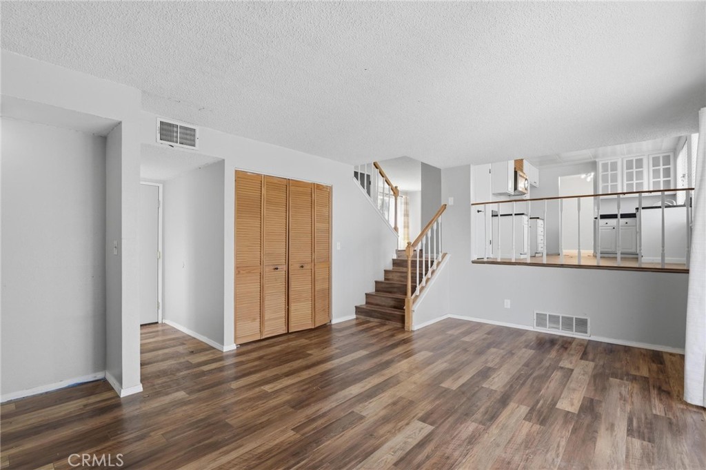 1159 Johnson Avenue Property Photo 12