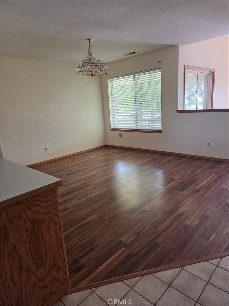 515 Kaer Property Photo 5