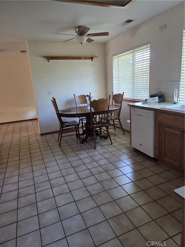 515 Kaer Property Photo 7