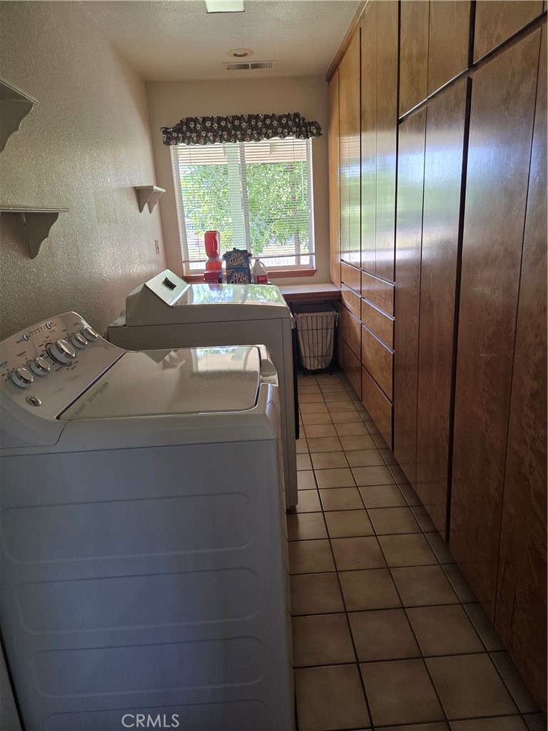515 Kaer Property Photo 8