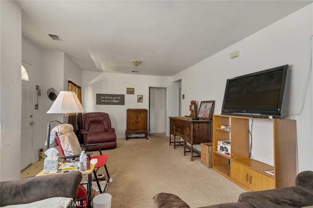 1204 School Street Property Photo 6