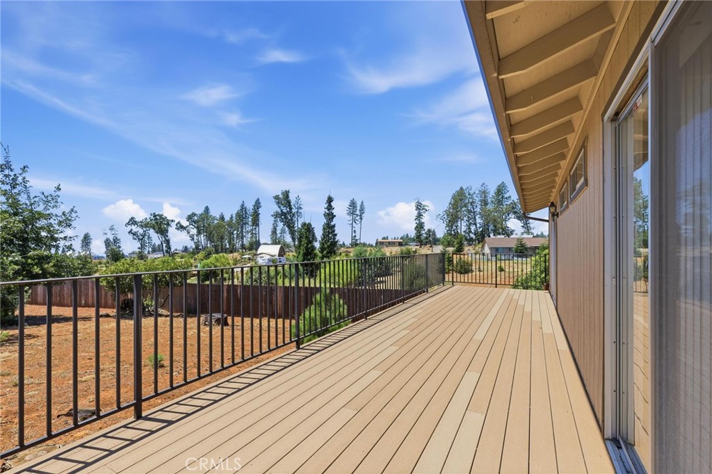 5727 Newland Road Property Photo 4