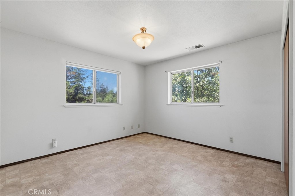 5727 Newland Road Property Photo 22